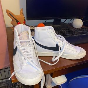 Nike black and white blazers